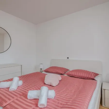 Apartamento Navis Near The Sea