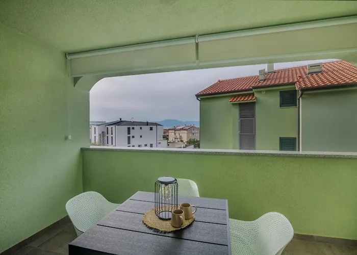 Apartament Navis Near The Sea *